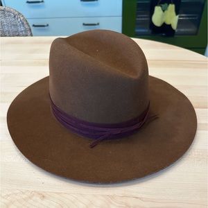 Kin the Label 100% wool brown hat